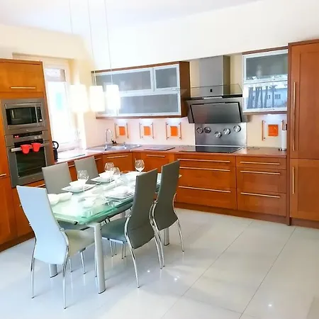 Διαμέρισμα Apartament Max